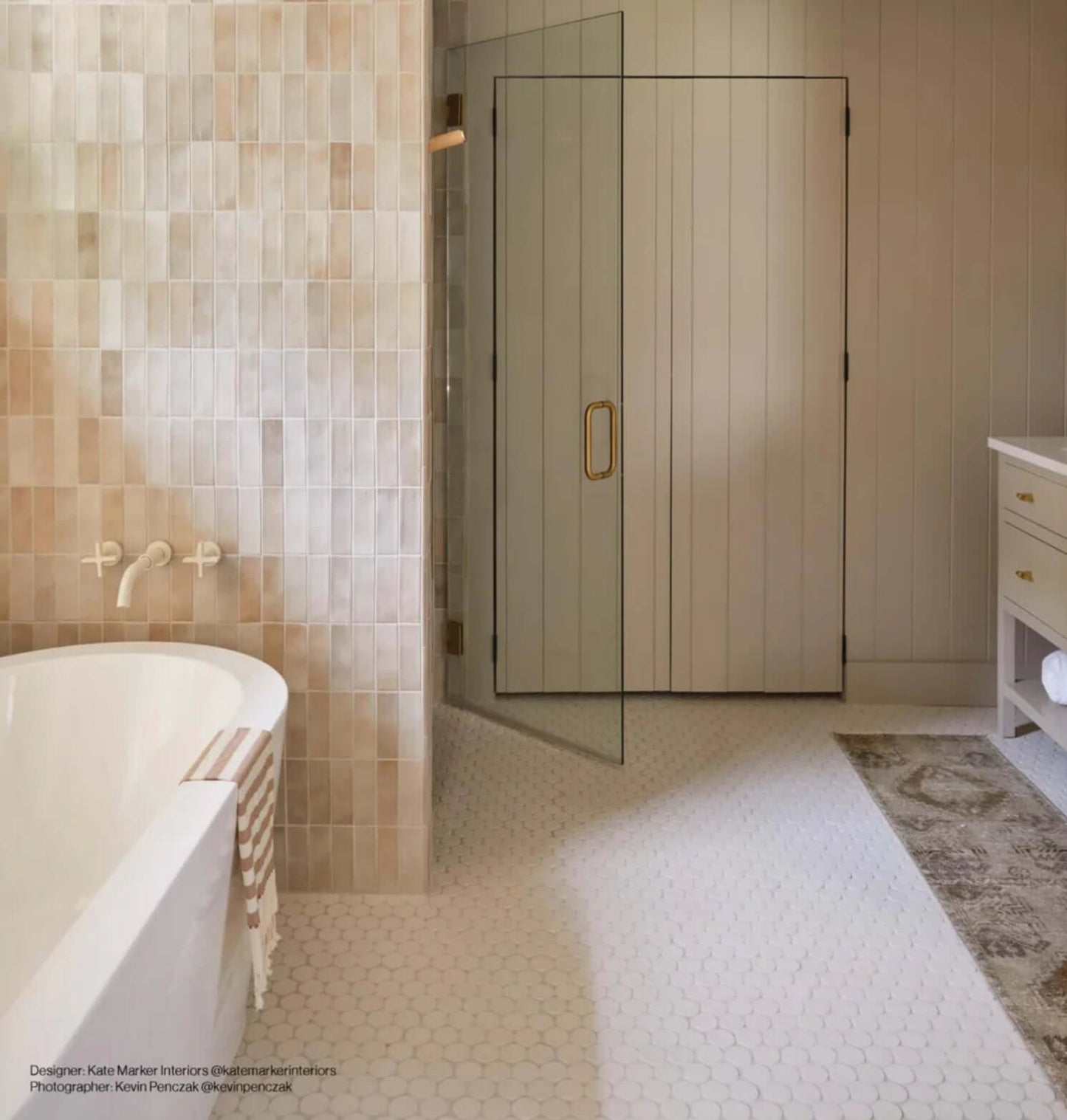 Makoto 2" Round Matte Porcelain Mosaic Tile in Shoji White