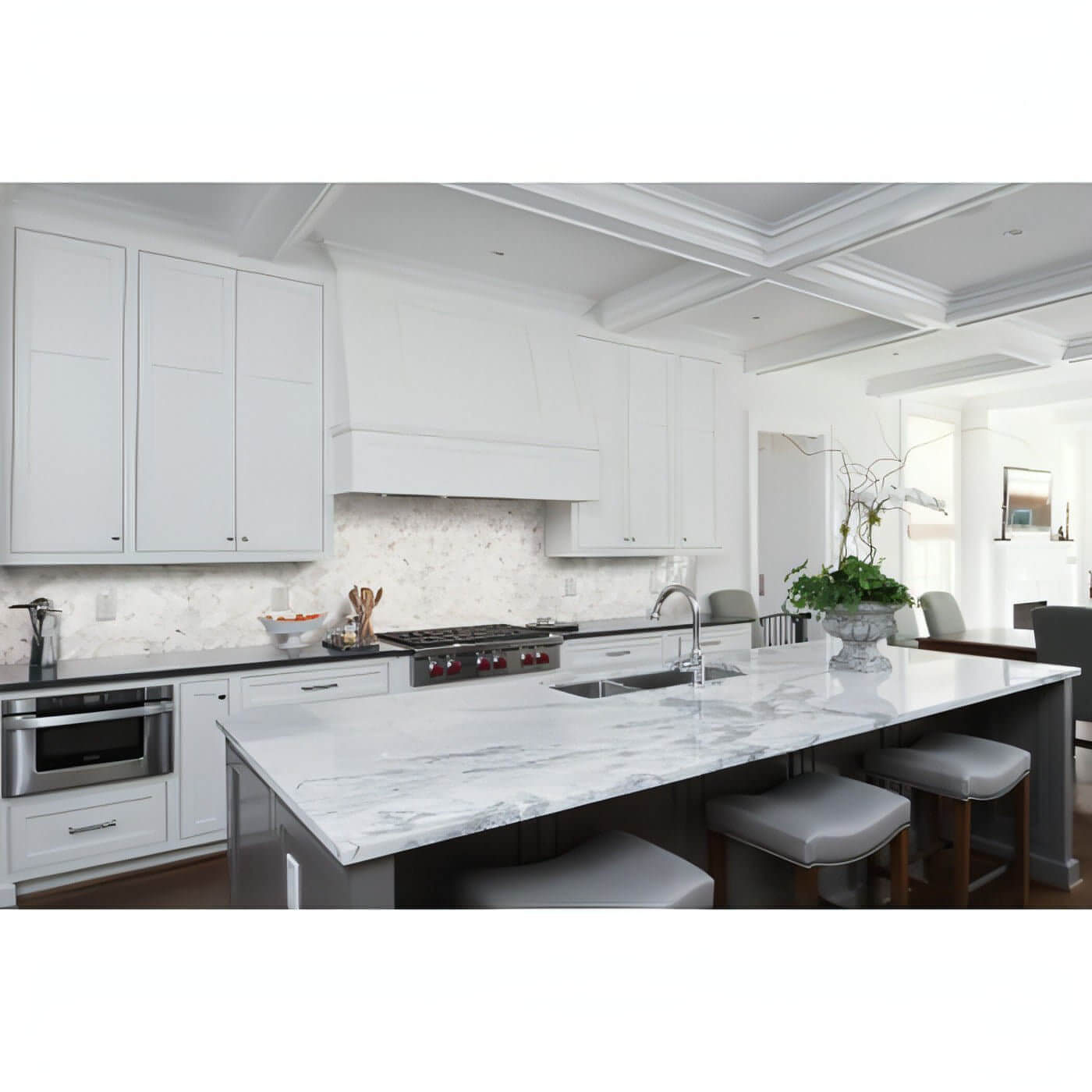 MSI Calacatta Cressa Arabesque Honed Mosaic Tile - Hey Tiles